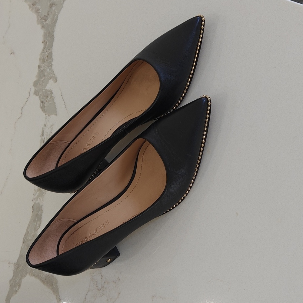Coach Women’s Willa 45 Pumps!